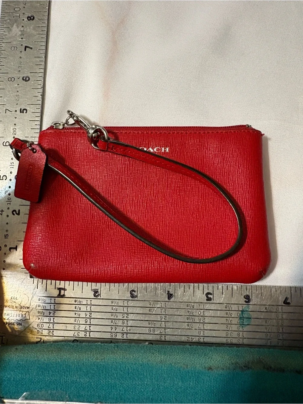 COACH Red Leather Pouch Wristlet Clutch Bag coin purse